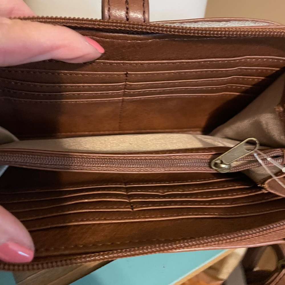 The Sak Brown Leather Crossbody Bag (NWOT) - Picture 4 of 4